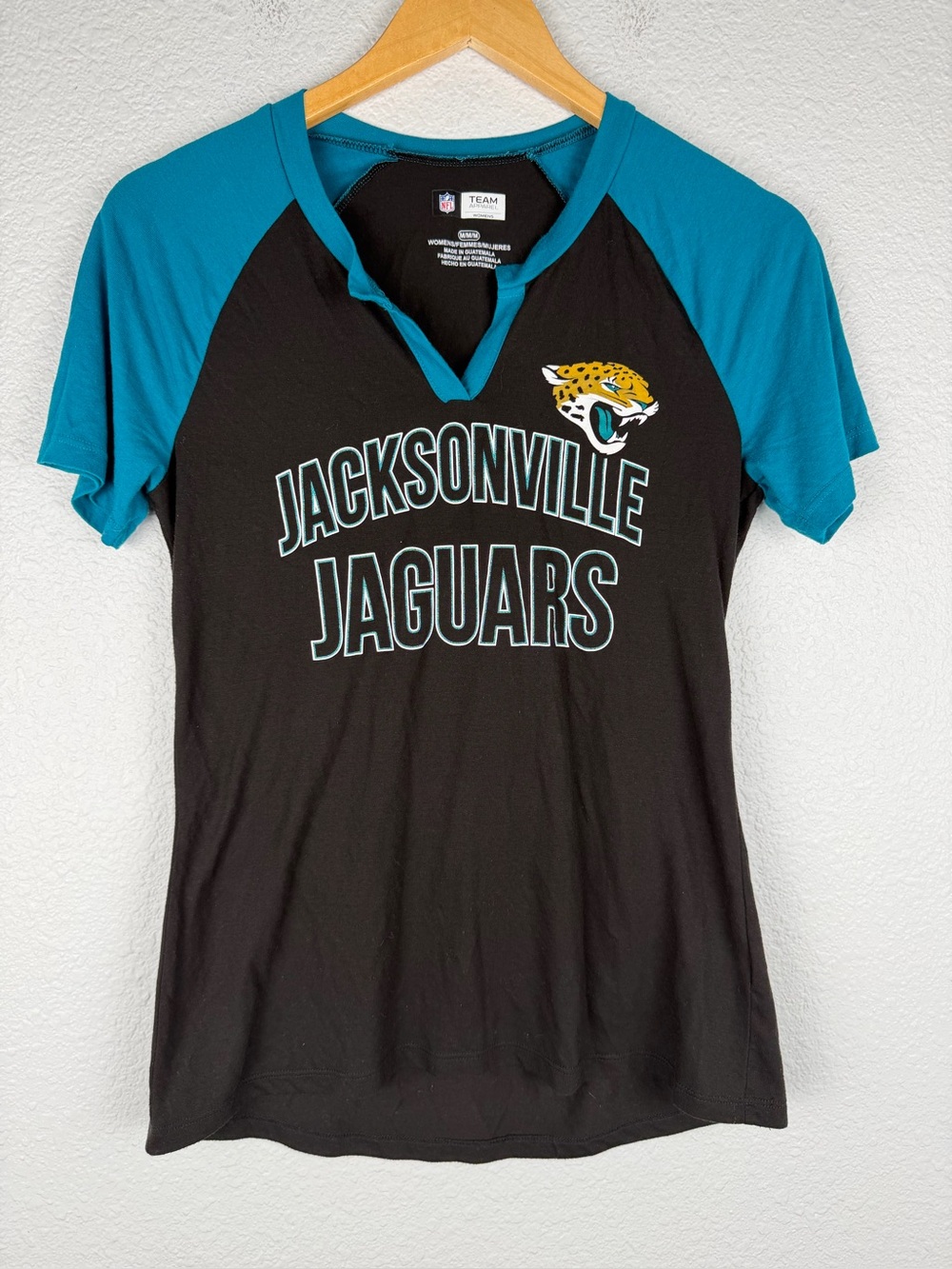 NFL Team apparel black & teal women’s Jacksonville Jaguars football T-shirt Sz M